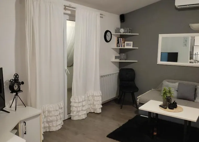 Dane Apartment *